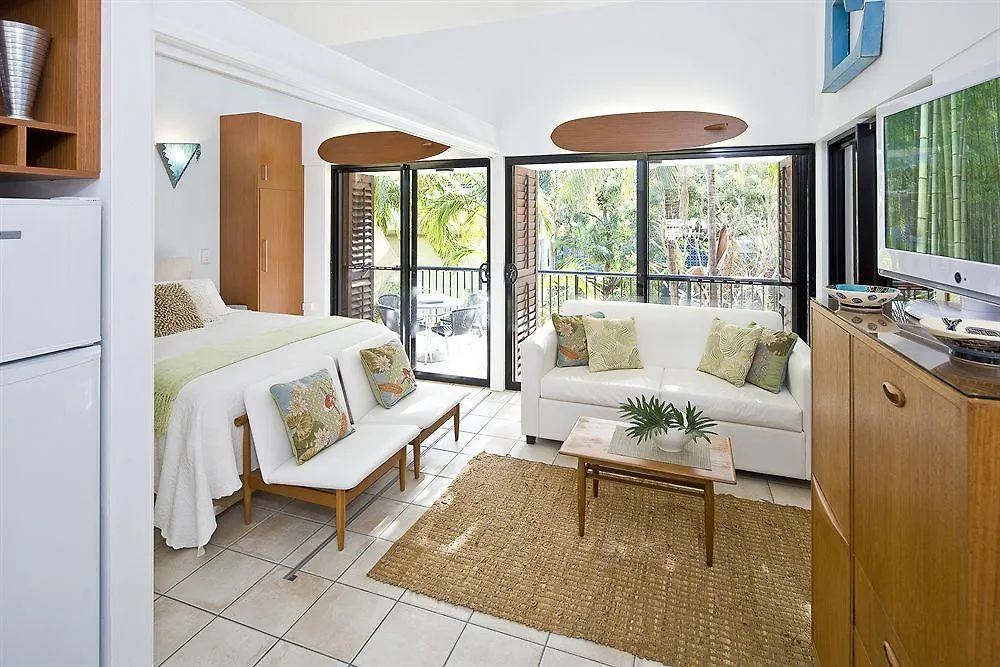 Julians Apartments Byron Bay
