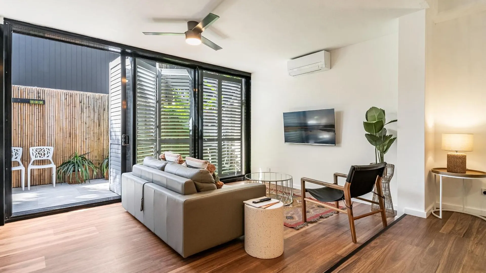 Julians Apartments Byron Bay Aparthotel
