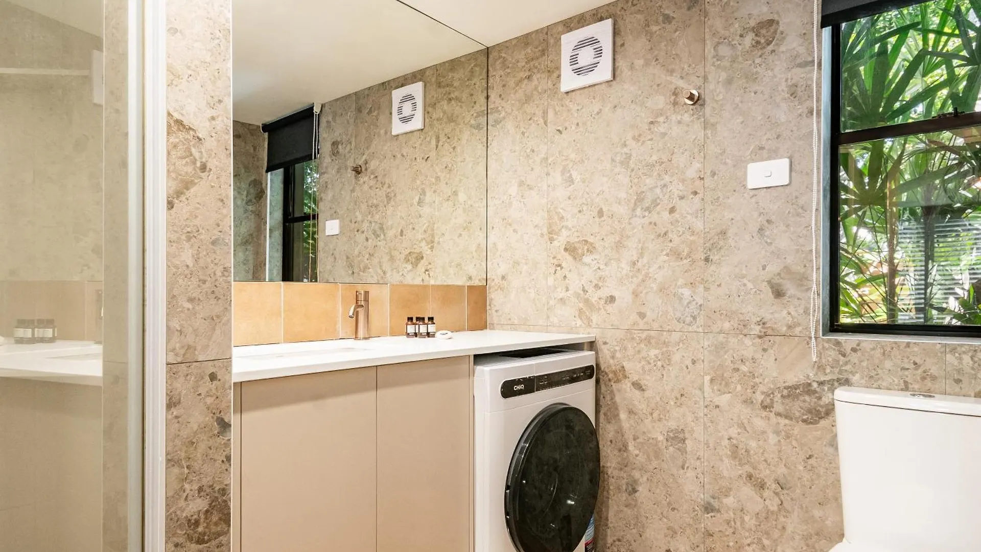 Julians Apartments Byron Bay