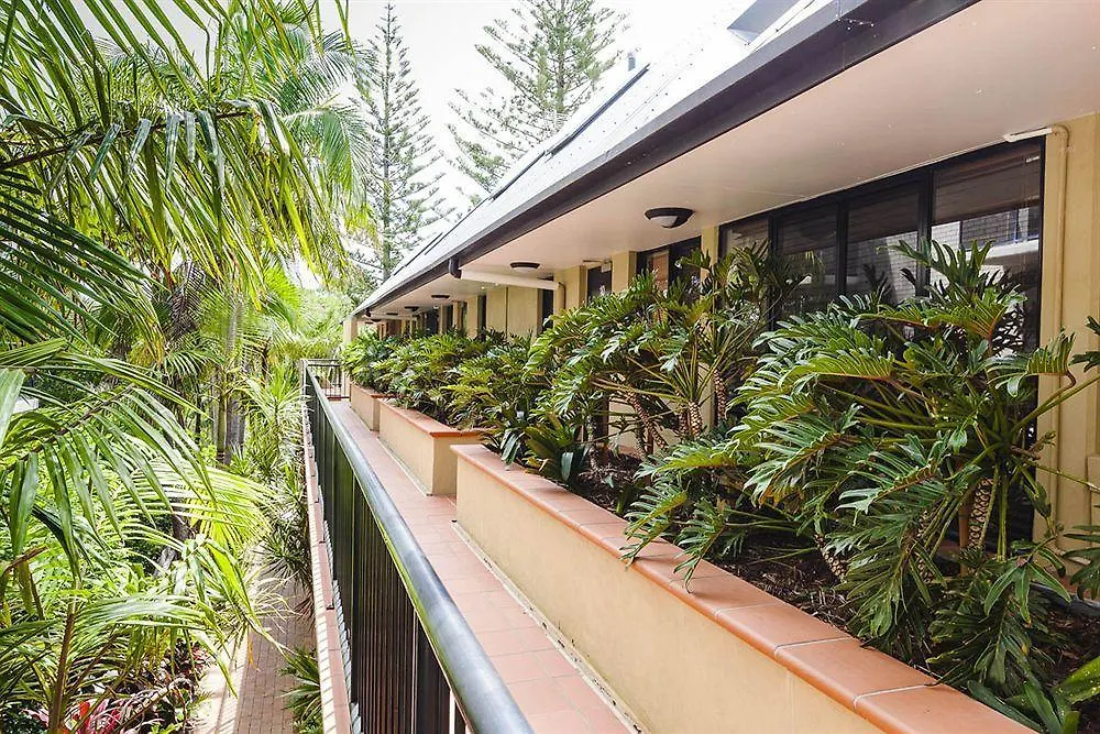 Julians Apartments Byron Bay Aparthotel
